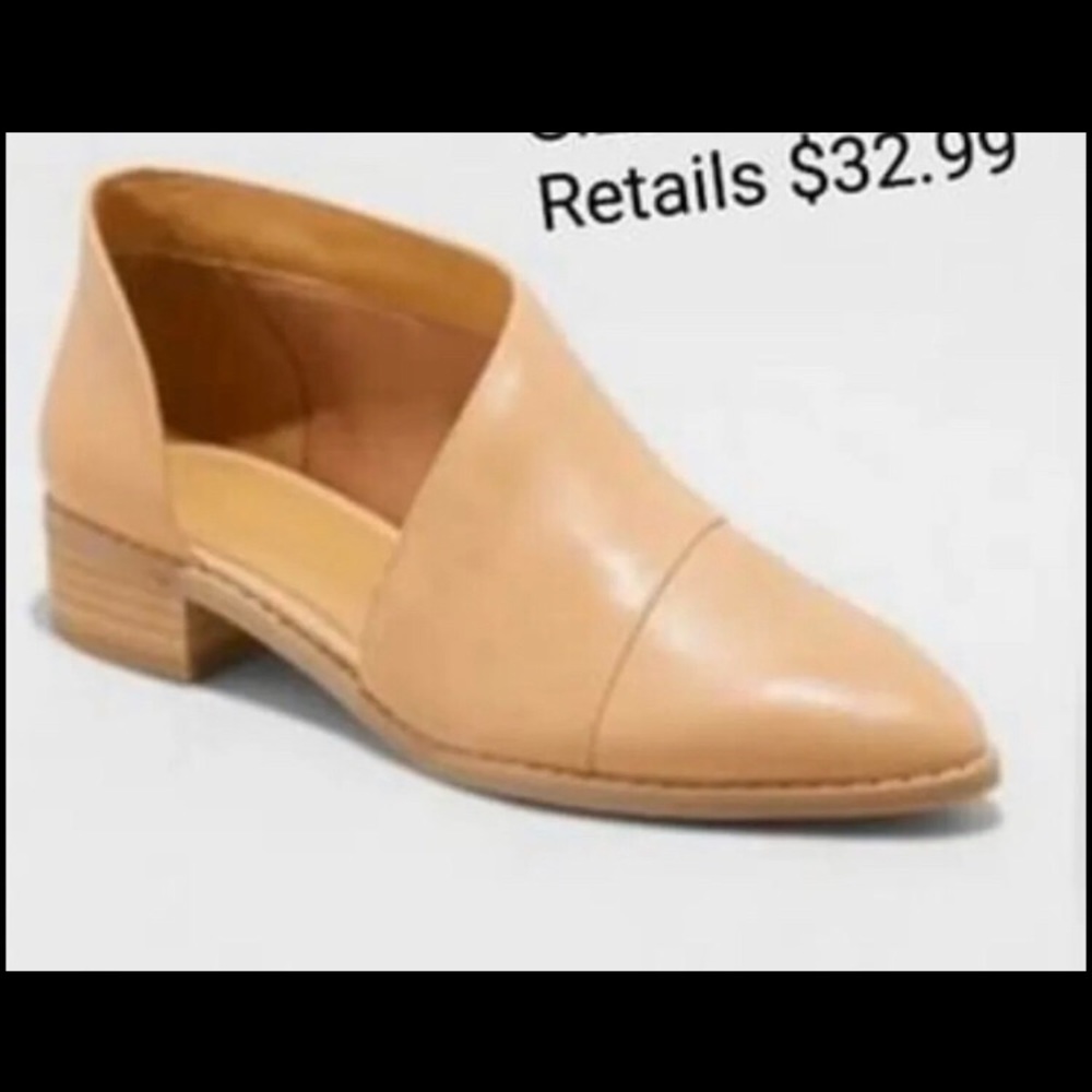 Tan open side shoes